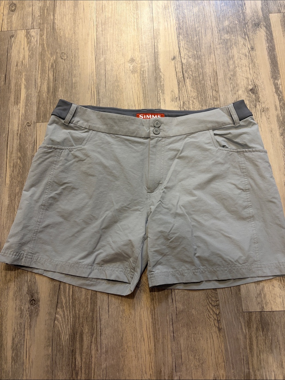 Simms Women's Light Gray Performance Shorts